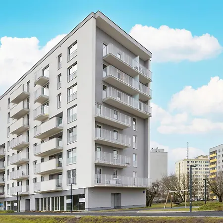 Stylish With Balcony 7th Floor By Renters 아파트 바르샤바