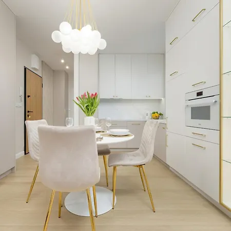 Apartment Stylish With Balcony 7th Floor By Renters Warsaw
